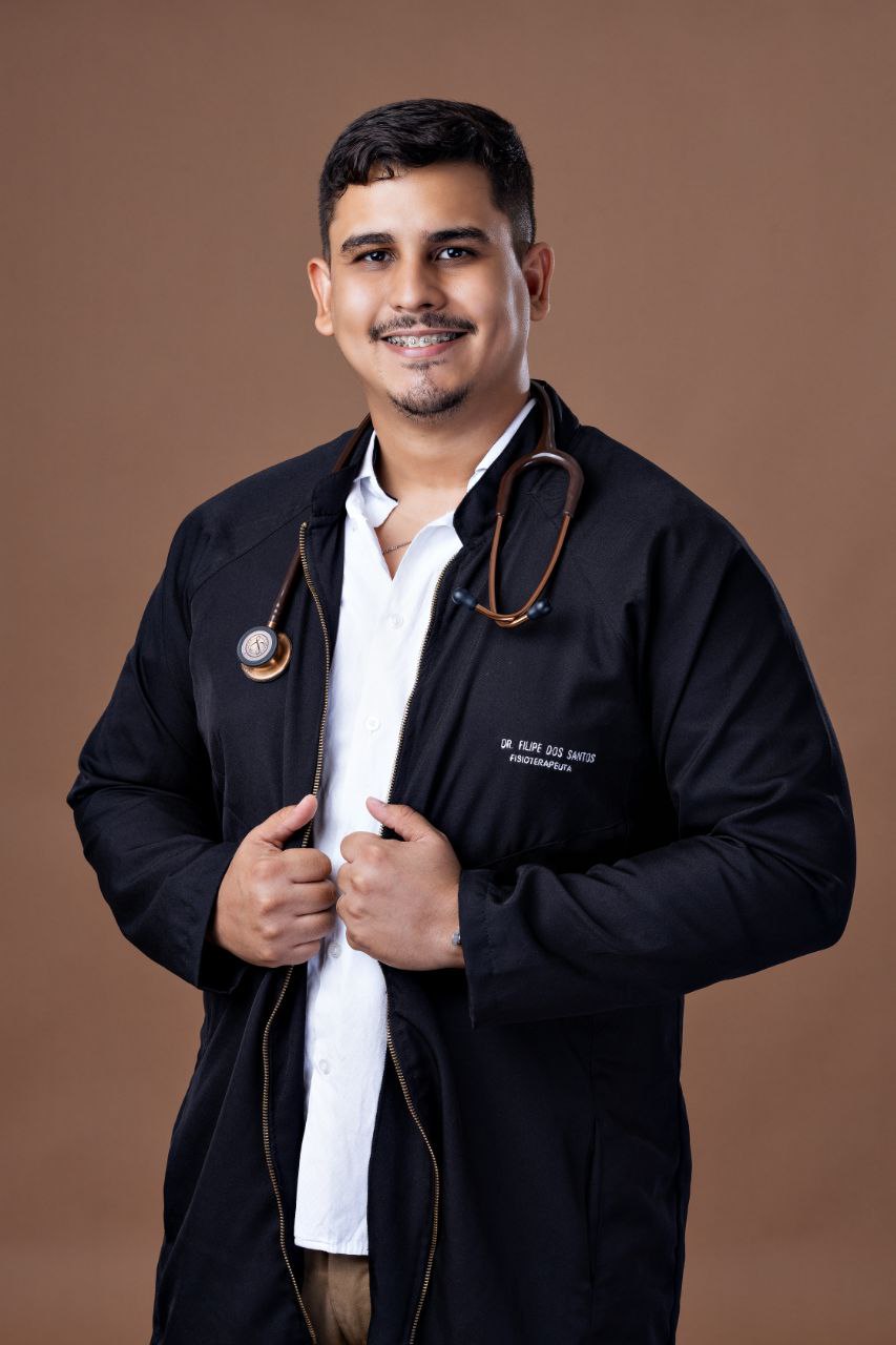 Dr. Filipe dos Santos Silva, fisioterapeuta e professor do curso