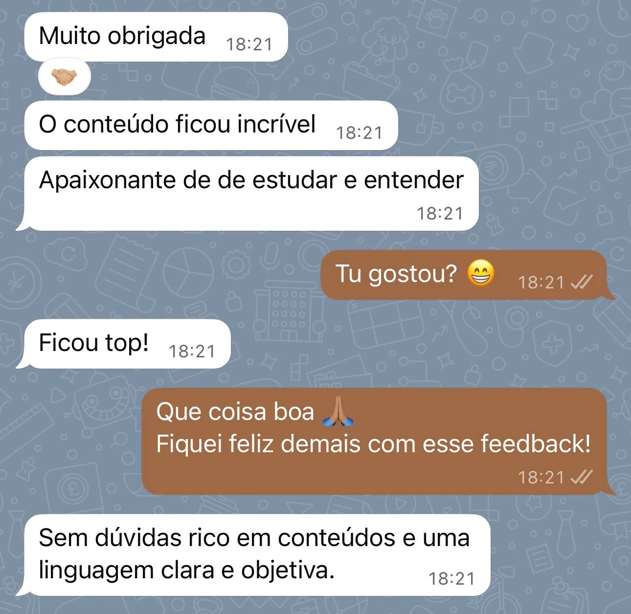 Conversa de WhatsApp com aluna elogiando o curso